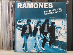 Ramones---Live-In-New-York-november-14th-1977.jpg